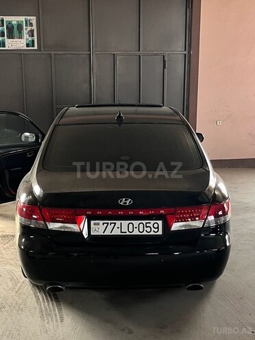 Hyundai Grandeur-8