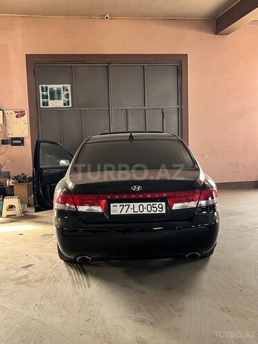Hyundai Grandeur-15