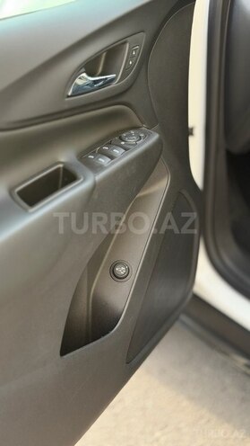 Chevrolet Equinox-16