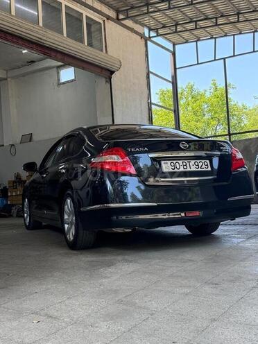 Nissan Teana-5
