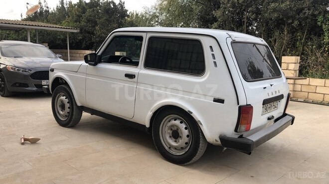 LADA (VAZ) Niva-2