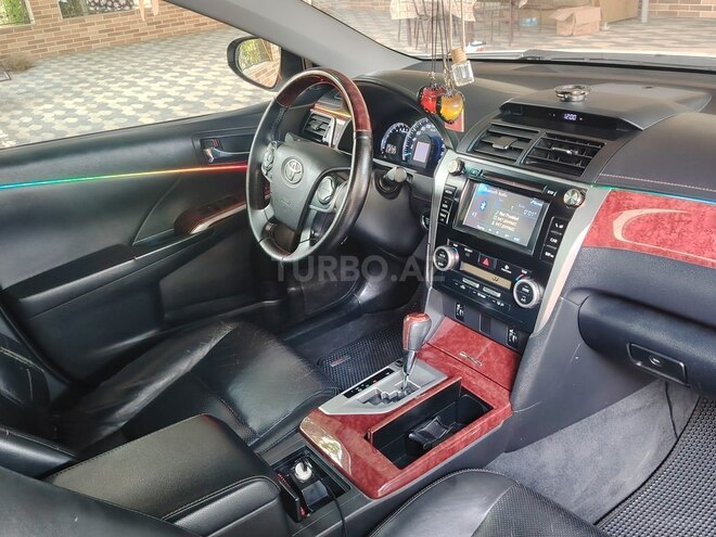Toyota Camry-4