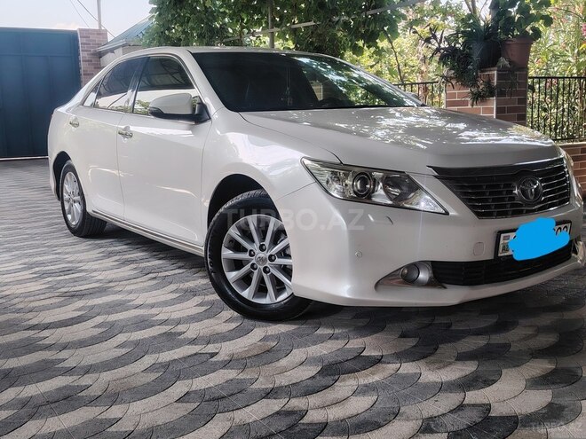 Toyota Camry-8