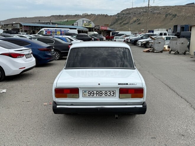 LADA (VAZ) 2107-5