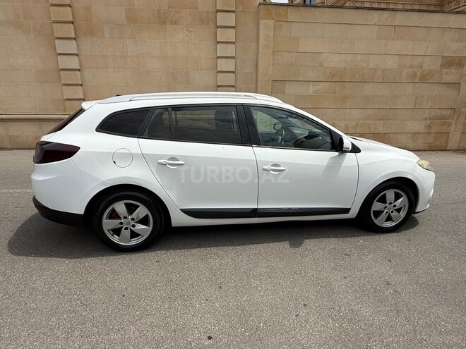 Renault Megane-2