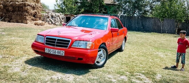 Mercedes C 200-13