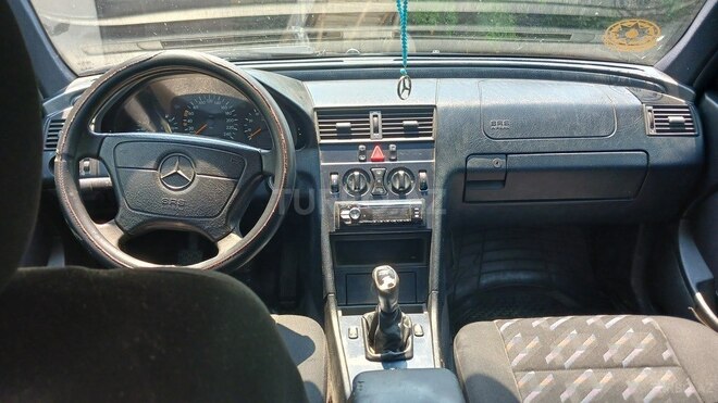 Mercedes C 180-3