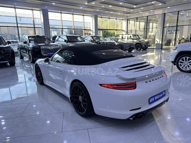 Porsche 911 Carrera 4S-14