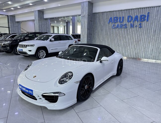Porsche 911 Carrera 4S-2