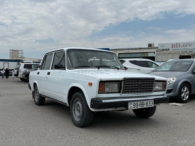 LADA (VAZ) 2107-2