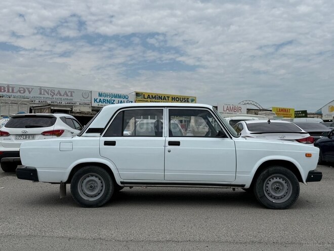 LADA (VAZ) 2107-3