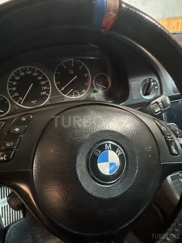 BMW 523-9
