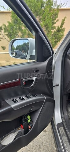 Hyundai Santa Fe-8