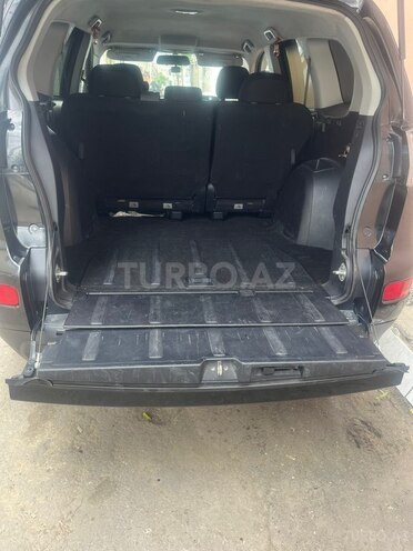 Mitsubishi Outlander-9