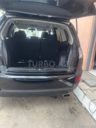 Mitsubishi Outlander-10