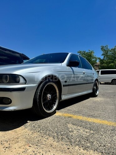BMW 523-12