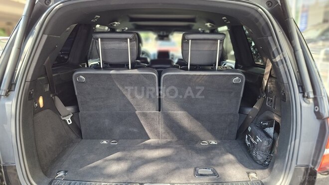 Mercedes GLS 500 4MATIC-2