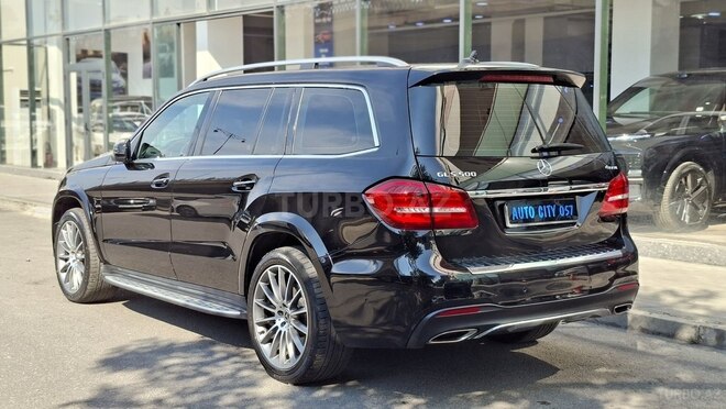 Mercedes GLS 500 4MATIC-14