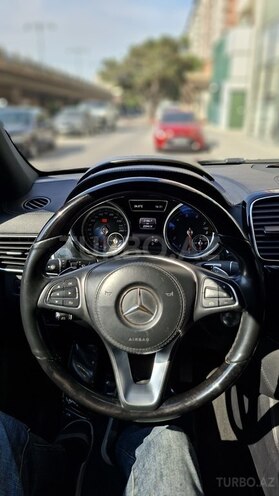 Mercedes GLS 500 4MATIC-4