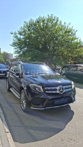 Mercedes GLS 500 4MATIC-3