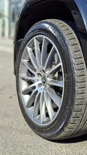 Mercedes GLS 500 4MATIC-24