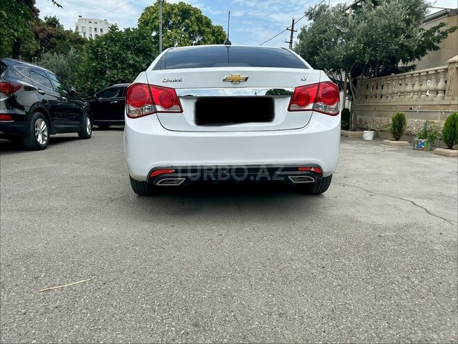 Chevrolet Cruze-2