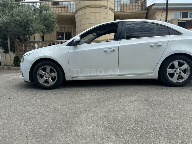 Chevrolet Cruze-3