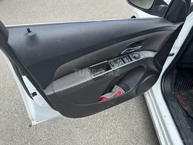 Chevrolet Cruze-8