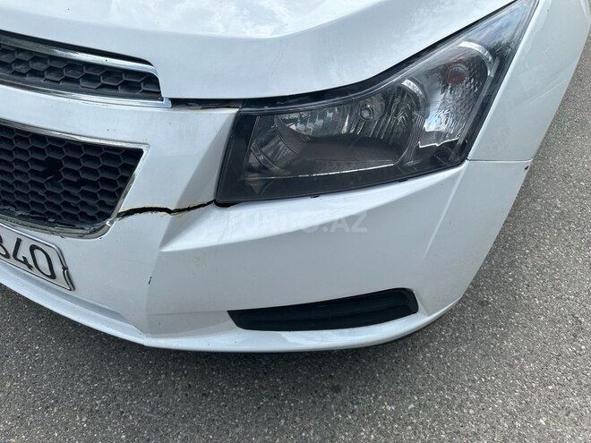 Chevrolet Cruze-10