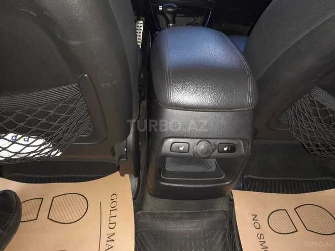 Kia Sorento-13