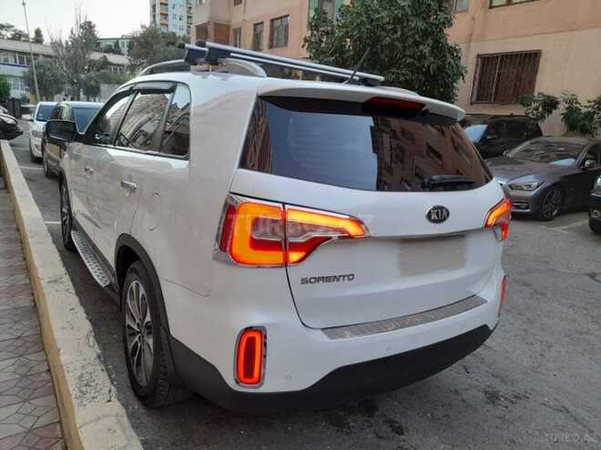 Kia Sorento-7