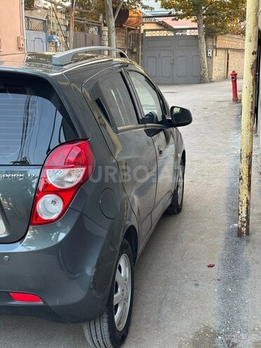 Chevrolet Spark-3