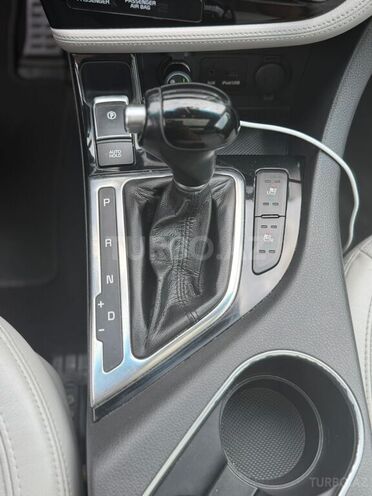 Kia Optima-17
