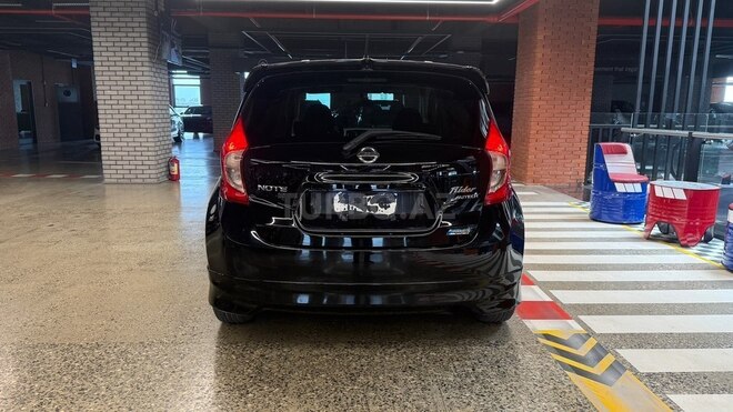 Nissan Note-6