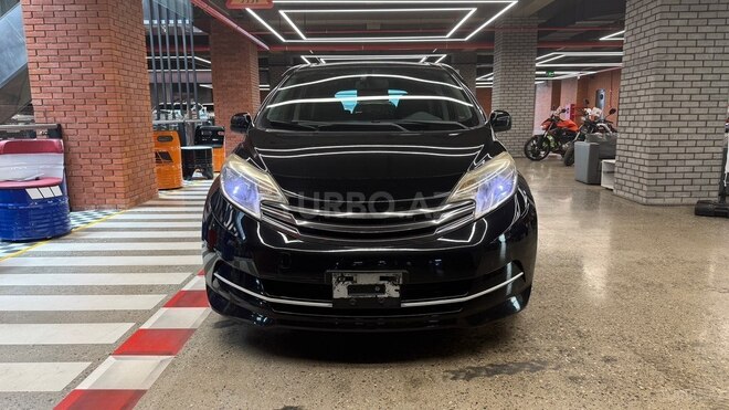 Nissan Note-2
