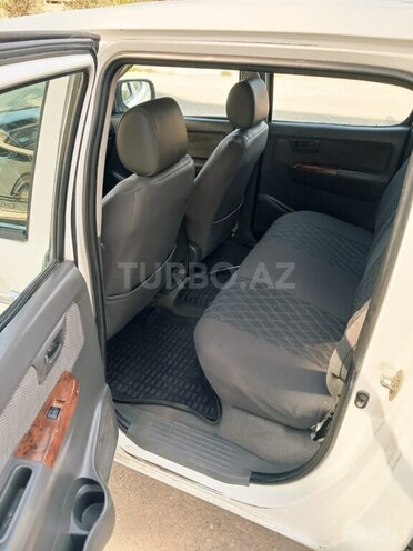 Toyota Hilux-6