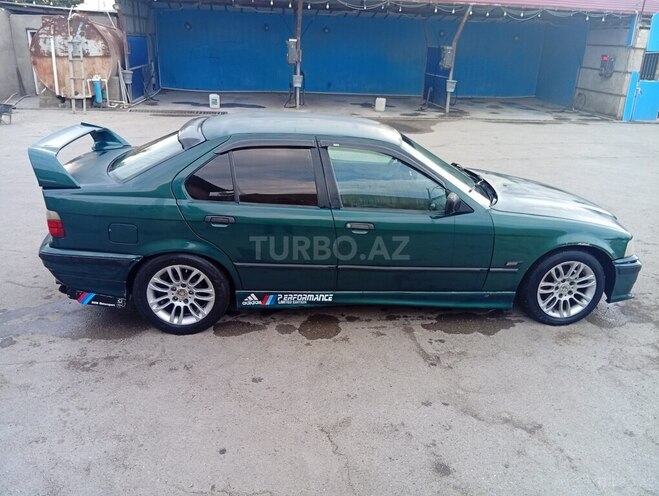 BMW 318-21