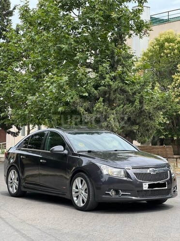 Chevrolet Cruze-3