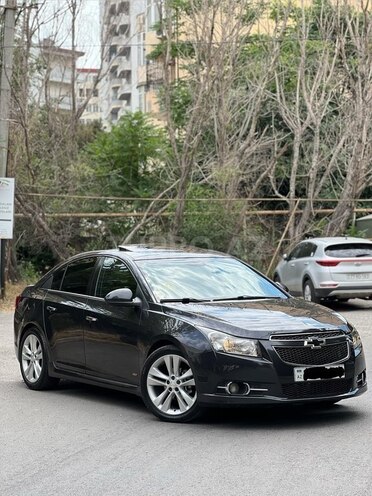 Chevrolet Cruze-1