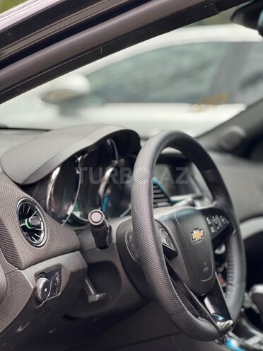 Chevrolet Cruze-14