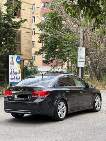 Chevrolet Cruze-8