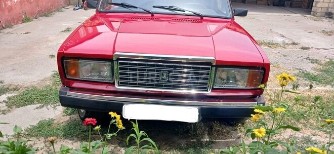 LADA (VAZ) 2107-1