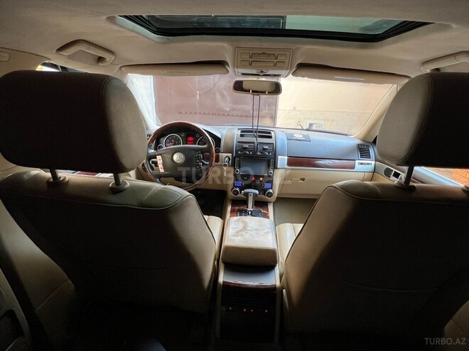 Volkswagen Touareg-9