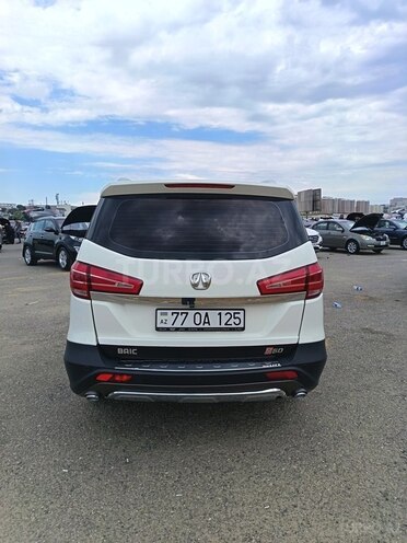 Baic M60-5