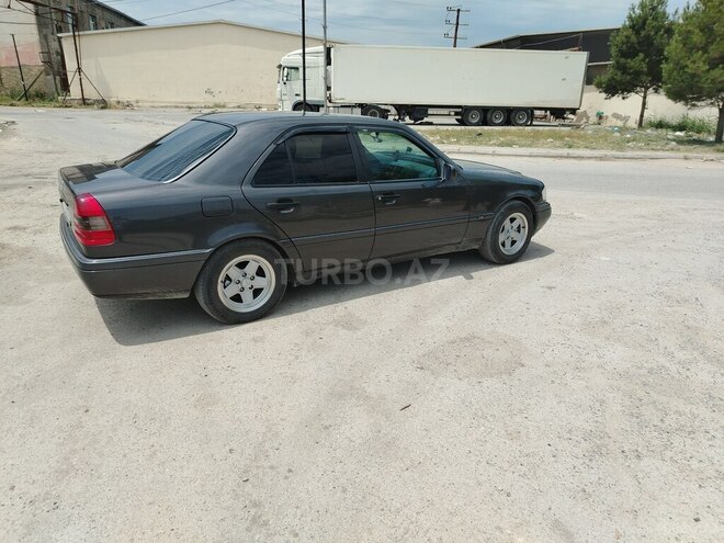 Mercedes C 180-3