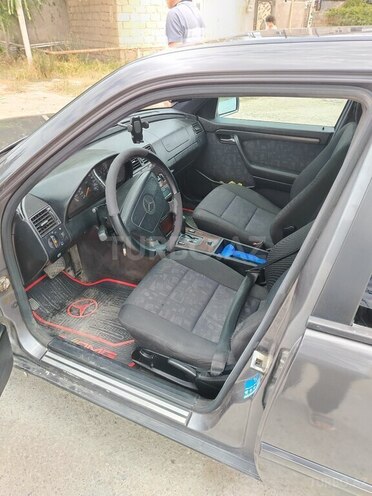 Mercedes C 180-5
