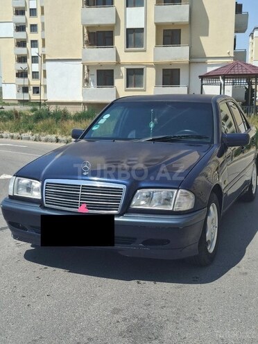 Mercedes C 230-1
