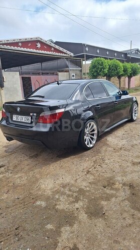 BMW 523-2
