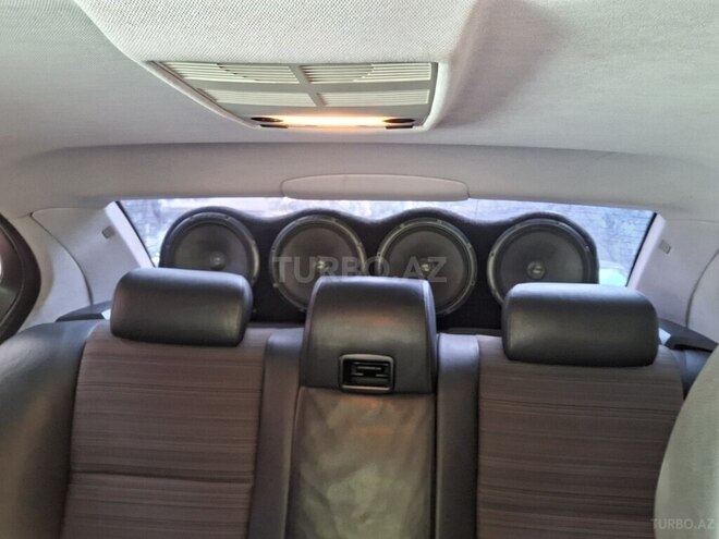 BMW 523-4