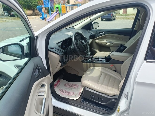 Ford Escape-7
